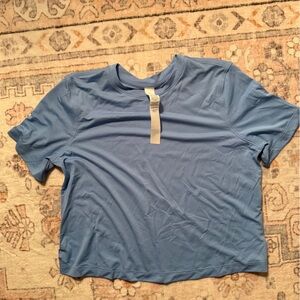 Lululemon Athletica Sky Blue Tee NWOT size 4